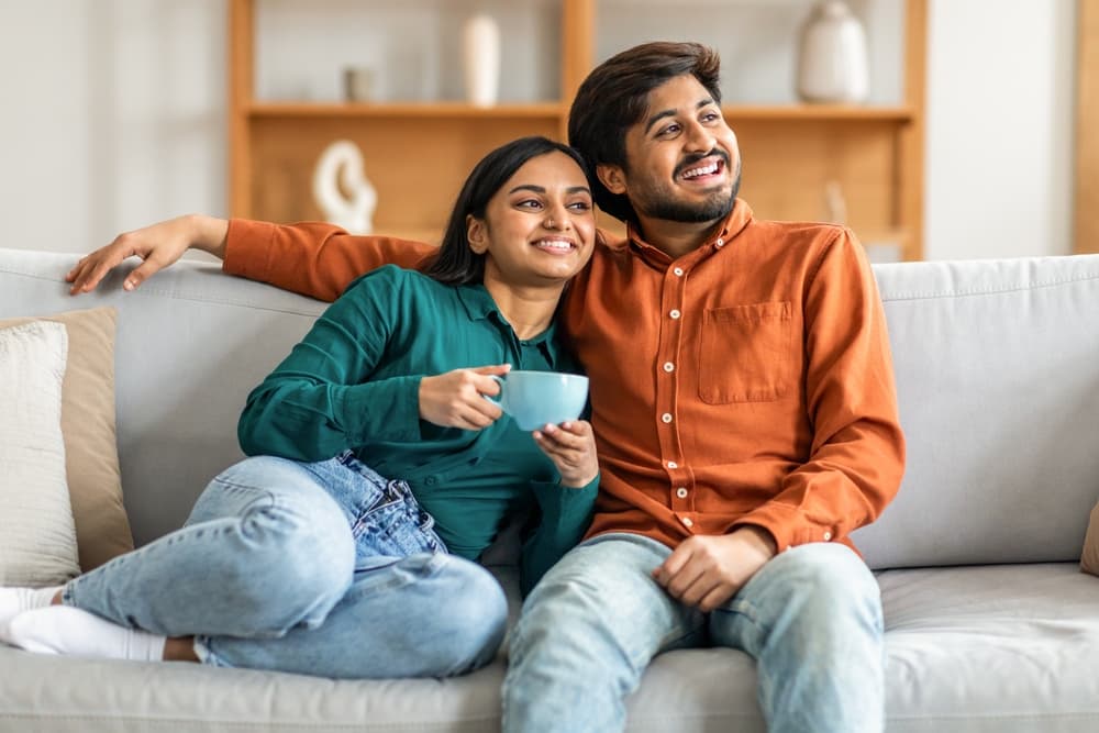 rush-lanka-group-recients-happy-couple-relaxing